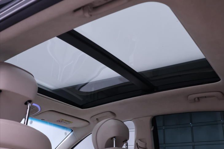 Hyundai Genesis 3,8 V6 232kW Exclusive 4x4 CZ