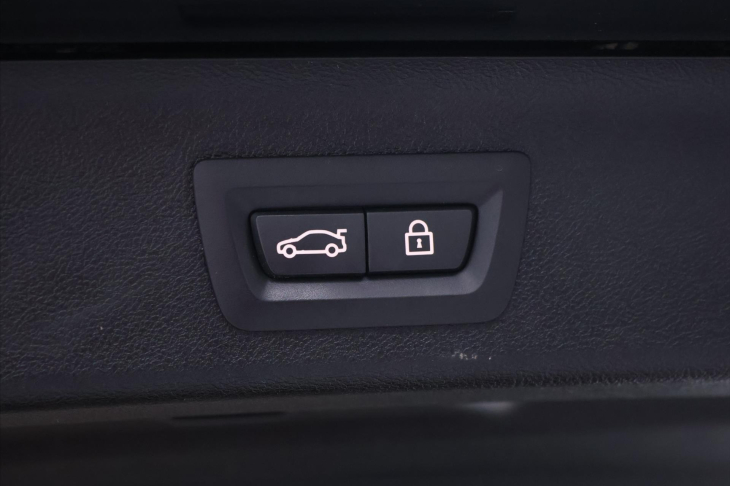 BMW Řada 5 3,0 540d 250kW xDrive Laser DPH