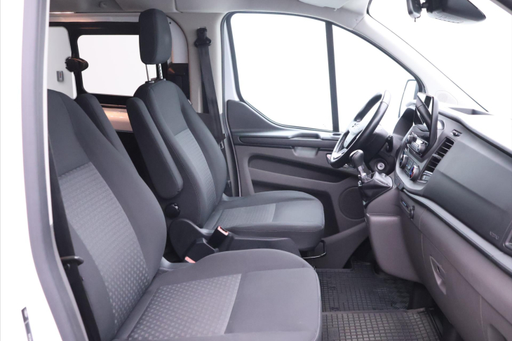 Ford Transit Custom 2,0 TDCI 96kW CZ 5-Míst DPH