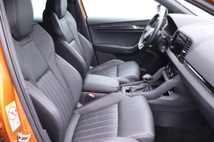 Škoda Karoq 2,0 TDI DSG Sportline 4x4 DPH