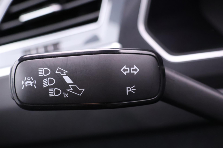 Volkswagen Tiguan 2,0 TSI R-line Highline DSG 4M