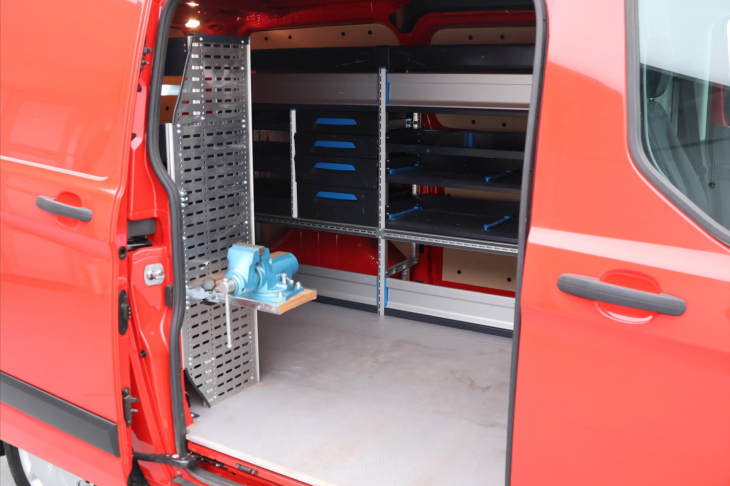 Ford Transit Custom 2,0 TDCi Pojízdná Dílna CZ DPH