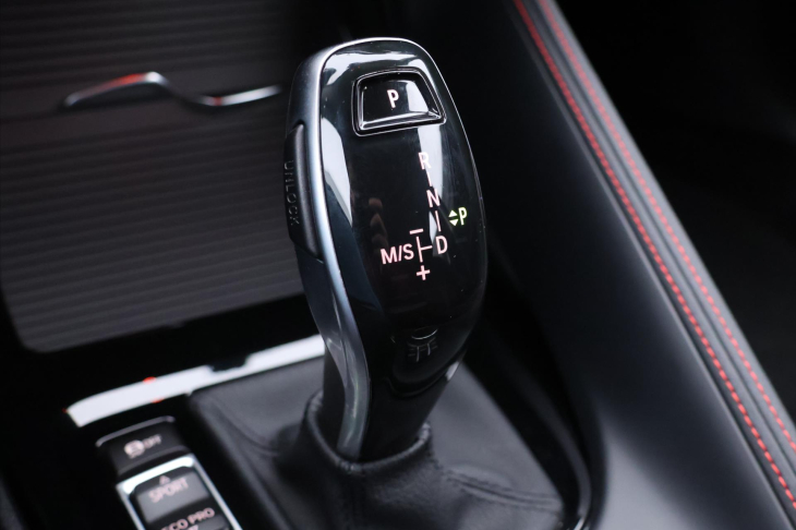 BMW X1 2,0 20d xDrive Aut. Sport CZ