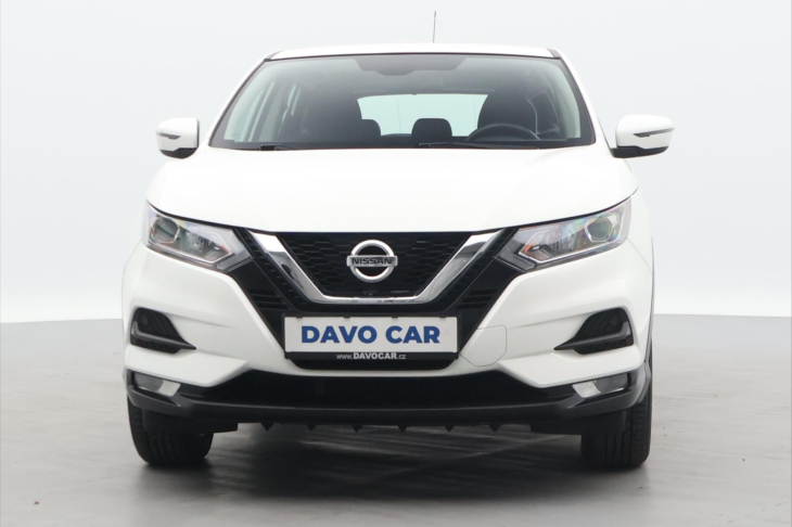 Nissan Qashqai 1,3 DiG-T Acenta CZ 1.Maj