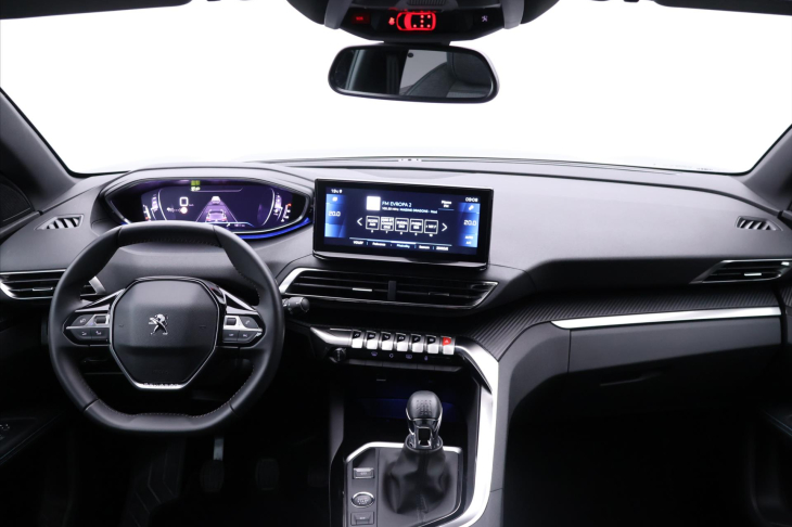 Peugeot 5008 1,2 PT 96kW Allure 7.Míst DPH