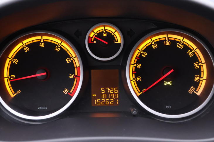 Opel Corsa 1,2 16V ecoFLEX Klima 1.Maj.