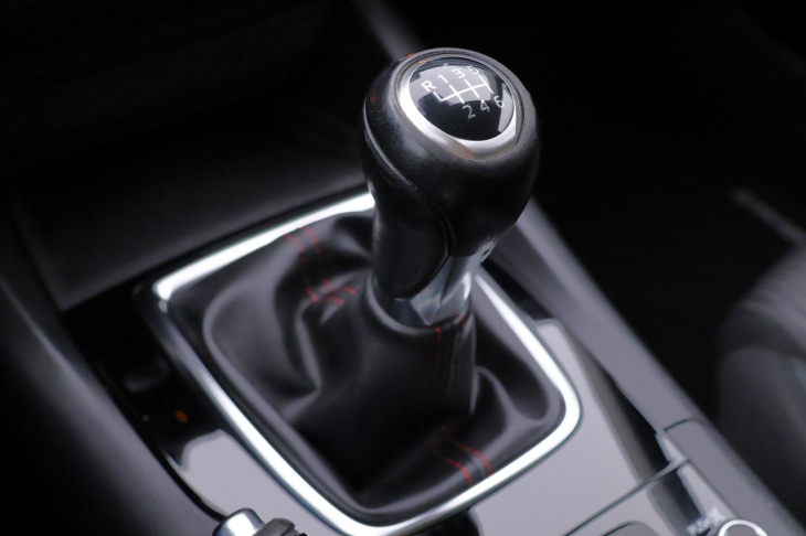 Mazda 3 2,0 i 121kW Sports-Line Xenon