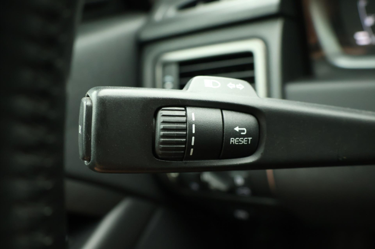 Volvo V70 2.0 D3 110kW Navi