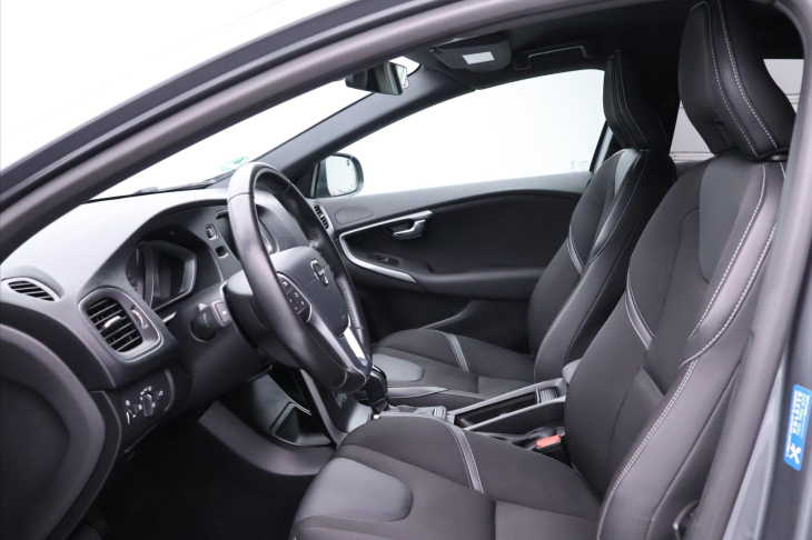 Volvo V40 1,5 T2 90kW Aut. Momentum