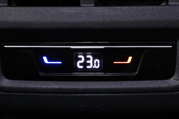 Volkswagen Golf 1,5 TSI 110kW DSG CZ 1.Maj DPH