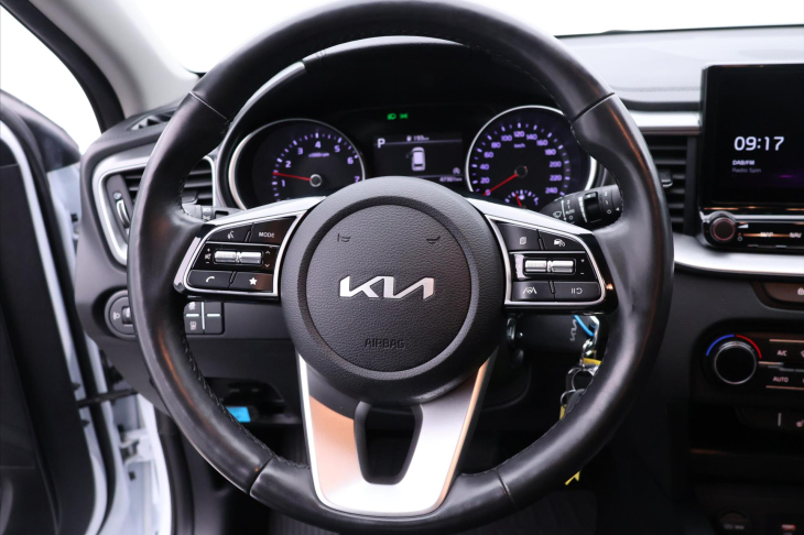 Kia Ceed 1,5 T-GDI 117kW Aut. CZ DPH