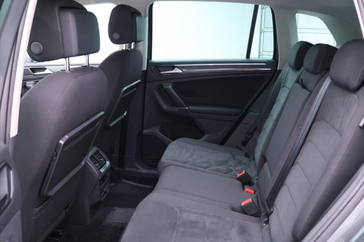 Volkswagen Tiguan 2,0 TDI 176kW Highline DPH CZ