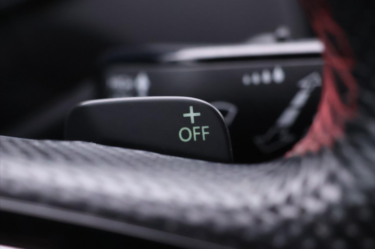 Škoda Octavia 2,0 TSI 162kW DSG Navi RS CZ