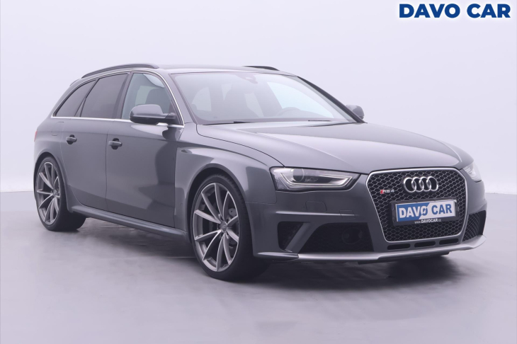 Audi RS 4 4.2 FSI V8 331kW 1.Maj Serviska