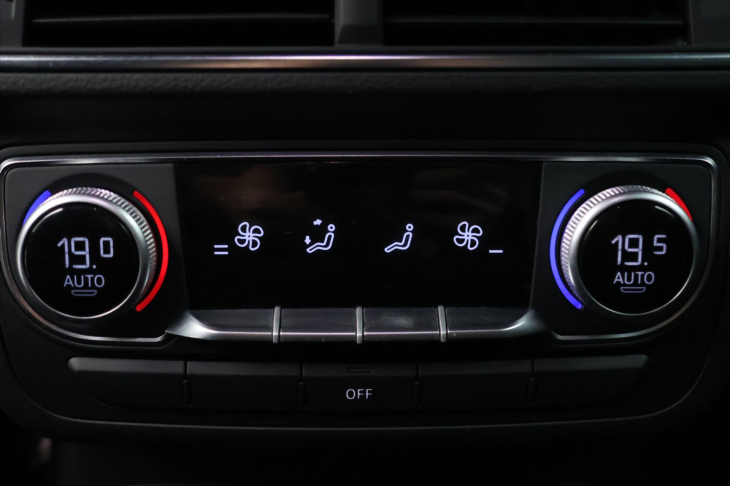 Audi Q7 3,0 50TDI 210kW S-Line CZ DPH