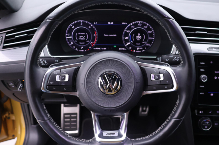 Volkswagen Arteon 2,0 TDI 140KW R-LINE DSG CZ