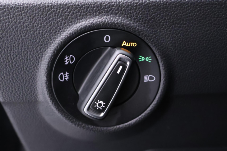 Volkswagen T-Roc 2,0 TDI 110kW 4Motion 1.Maj.