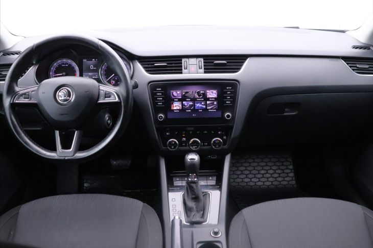 Škoda Octavia 2,0 TDI DSG 4x4 CZ Style DPH