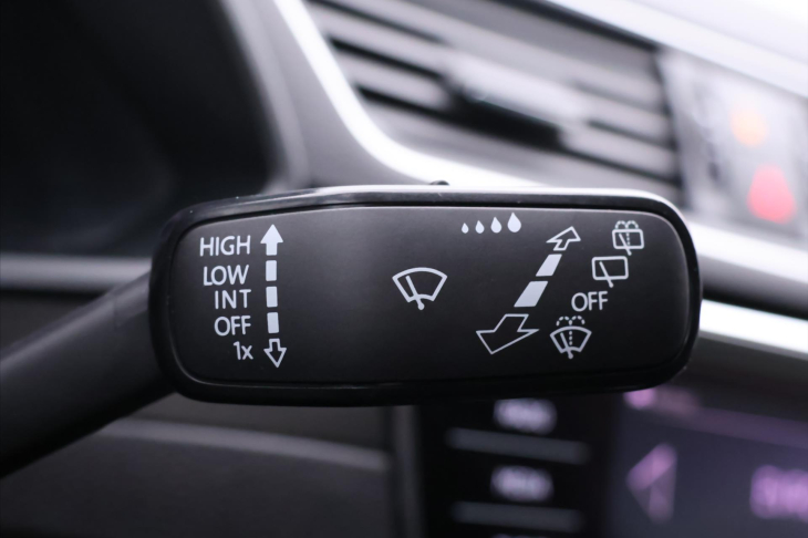 Škoda Superb 2,0 TDI 110kW Style DSG DPH CZ