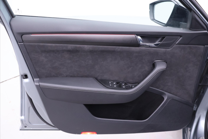 Škoda Superb 2,0 TDI 147kW Sportline DSG CZ DPH