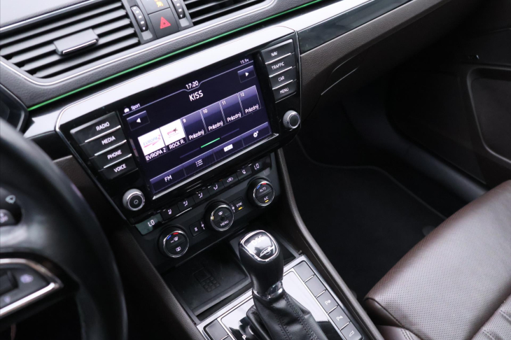 Škoda Superb 2,0 TSI 206kW DSG 4x4 L&K