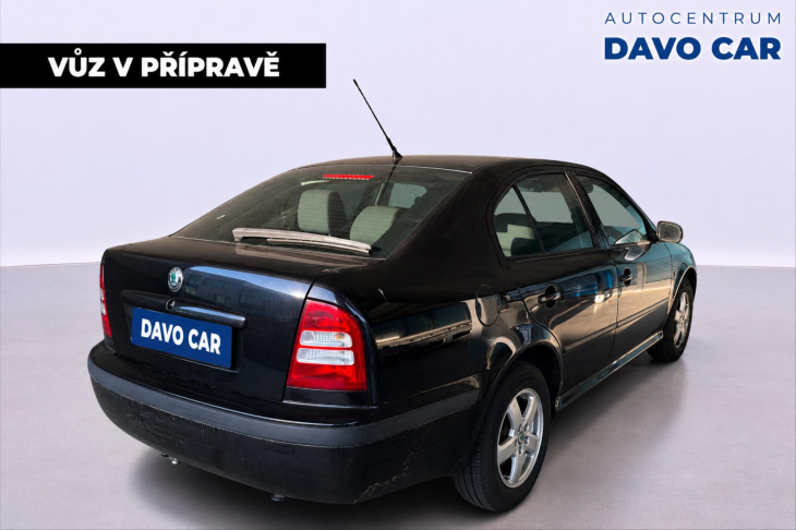 Škoda Octavia 1,6 MPI 75kW Tour Klima 2.Maj