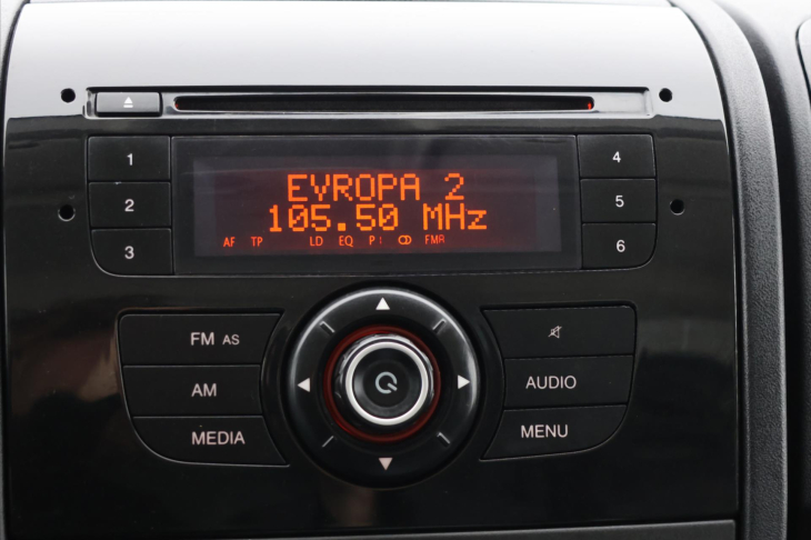 Peugeot Boxer 2,2 HDi 88kW L4H3 CZ 8 palet