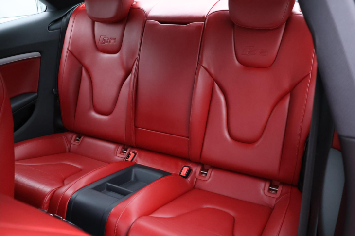 Audi S5 4,2 FSI quattro 260kW Kůže