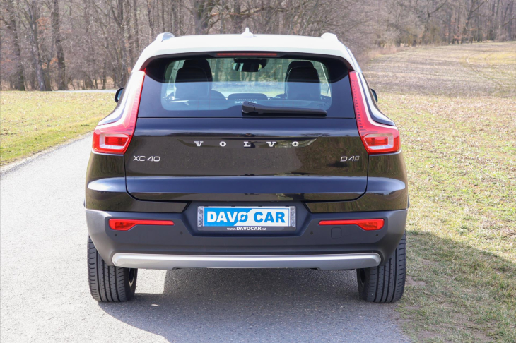 Volvo XC40 2,0 D4 AWD Panorama Tažné