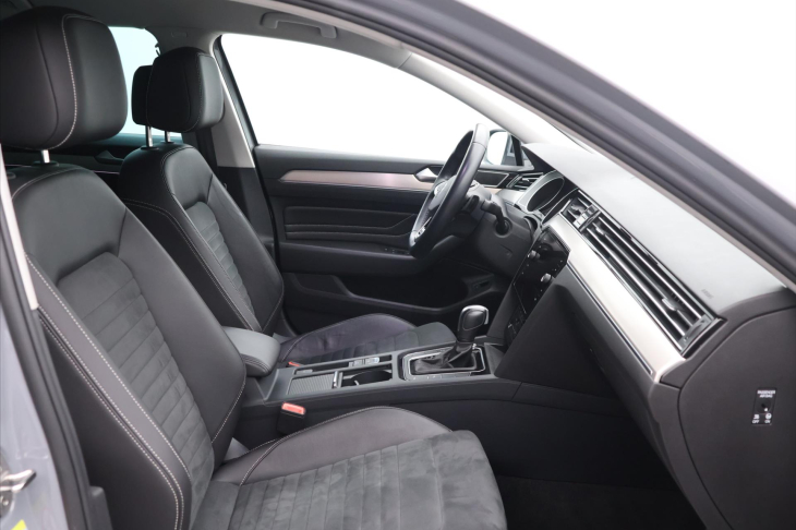 Volkswagen Passat Variant 2.0 TDI 147kW 4MOT DSG CZ DPH