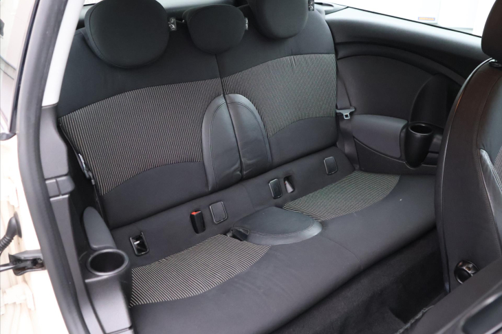 Mini Clubman 1,6 i 88kW Klima STK 05/2028