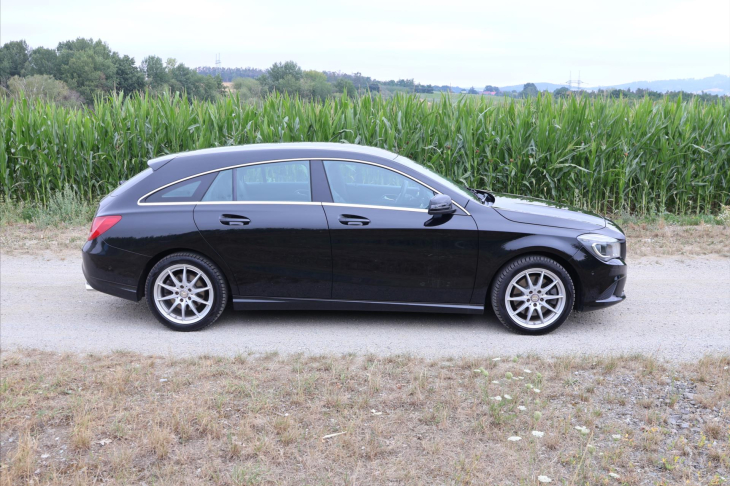 Mercedes-Benz CLA 2,0 250 155kW 4Matic Xenon