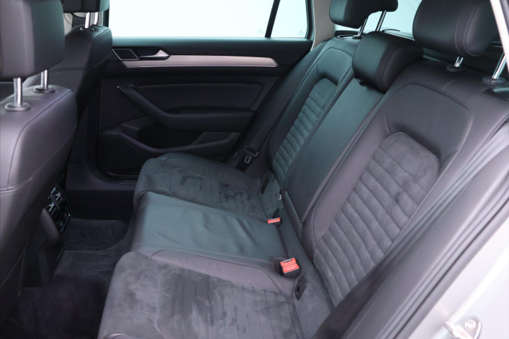 Volkswagen Passat 2,0 TDI 110kW DSG CZ Highline
