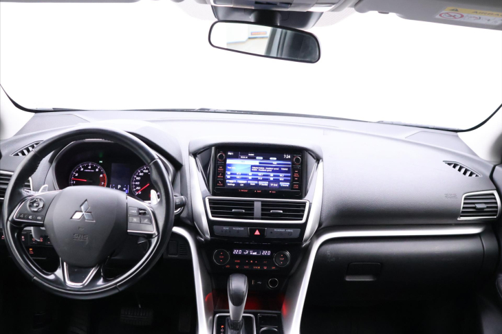 Mitsubishi Eclipse Cross 1,5 T-MIVEC 120kW Aut.klima