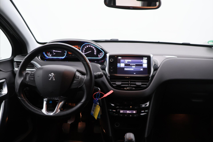 Peugeot 2008 1,2 Puretech 81kW Allure