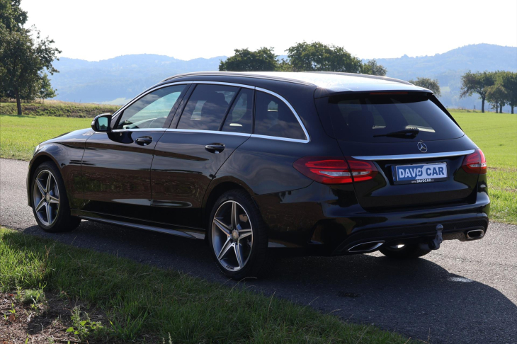 Mercedes-Benz Třídy C 2,0 200 T AMG LED Navi Kůže