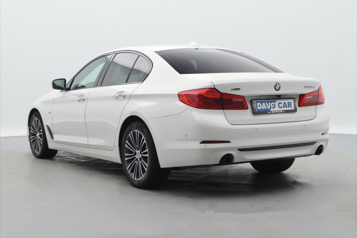 BMW Řada 5 2.0 520d 140KW xD Sport Line