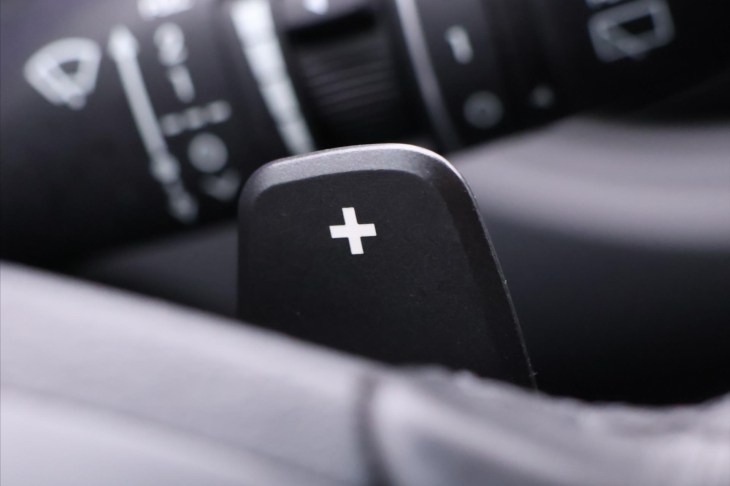 Hyundai i30 1,6 CRDi 85kW Aut. CZ 1Maj DPH