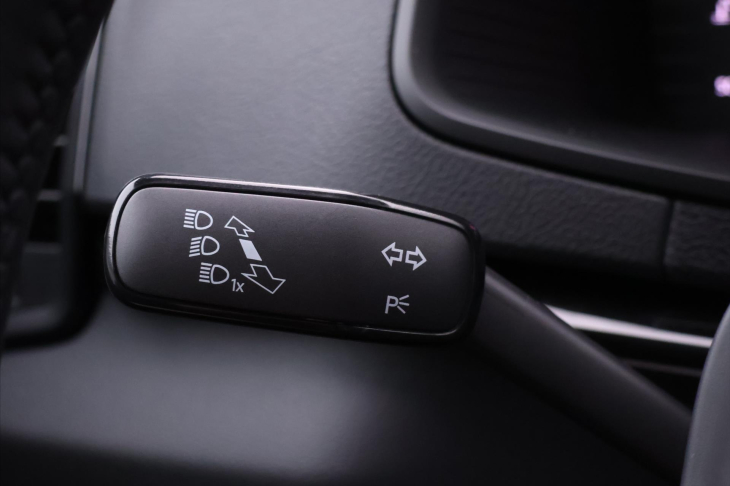 Škoda Karoq 1,5 TSi Sportline DSG 1maj DPH
