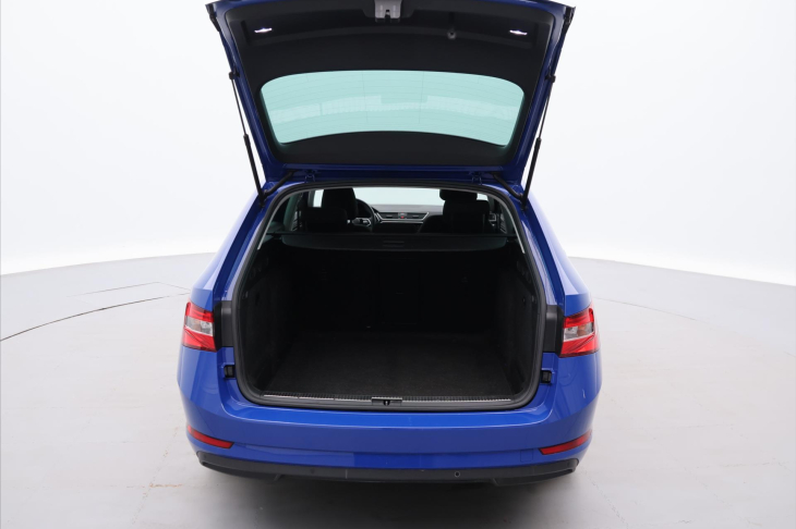 Škoda Superb 2,0 TSI DSG CZ Style 1.Maj DPH