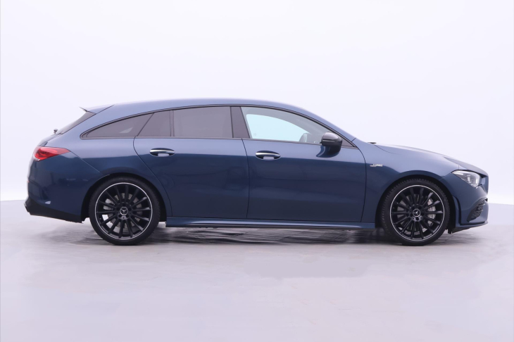 Mercedes-Benz CLA 2,0 35 AMG 225kW 4MATIC DPH CZ