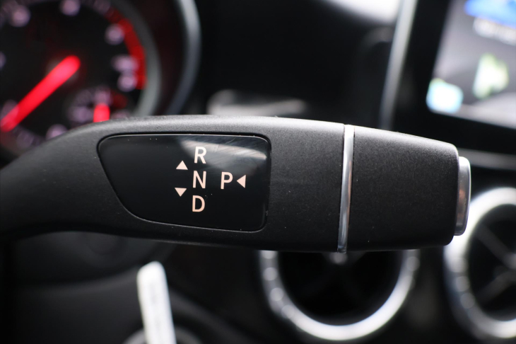 Mercedes-Benz CLA 1,5 180d 80kW Aut. Navi DPH