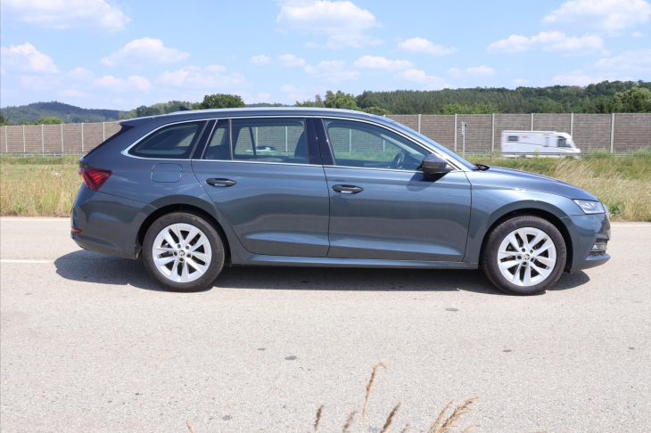 Škoda Octavia 2,0 TDI DSG Matrix Virtual DPH