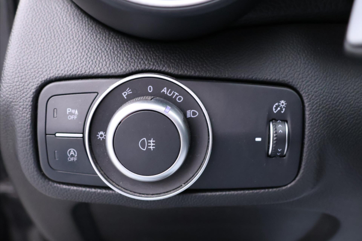 Alfa Romeo Giulia 2,1 JTD 110kW Aut. Navi Xenon