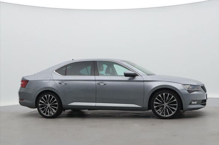 Škoda Superb 2,0 TSI 206kW DSG 4x4 L&K