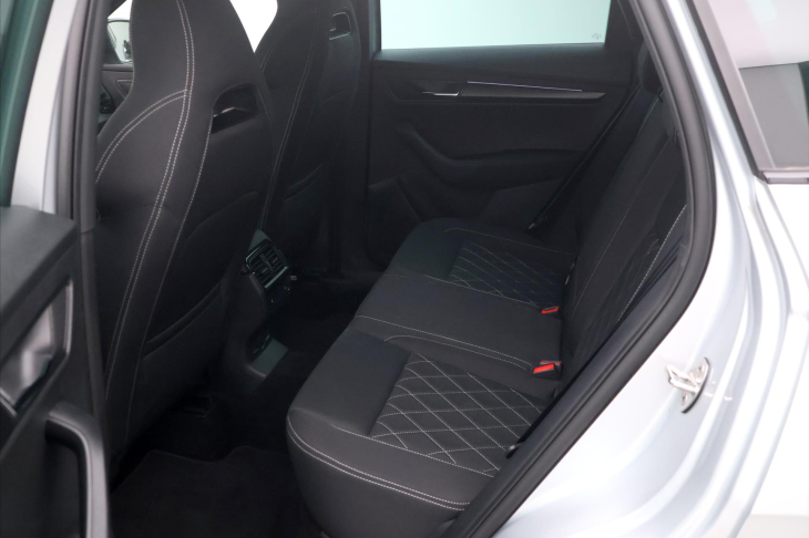 Škoda Karoq 2,0 TSI 140kW 4x4 Sportline DPH