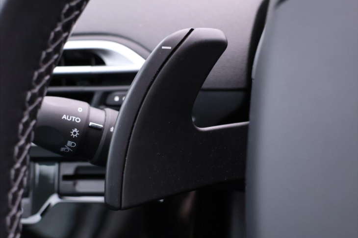 Citroën Grand C4 SpaceTourer 1,2 PT 96kW Aut. Shine 7-Míst