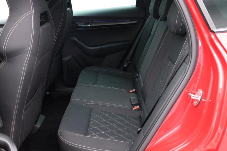 Škoda Karoq 2,0 TSI 140kW DSG CZ Sportline