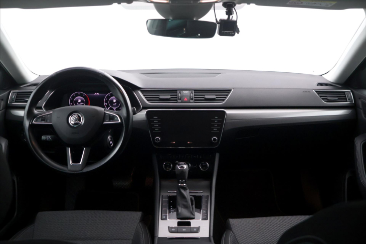 Škoda Superb 2.0 TDI 110kW Style DSG Tažné