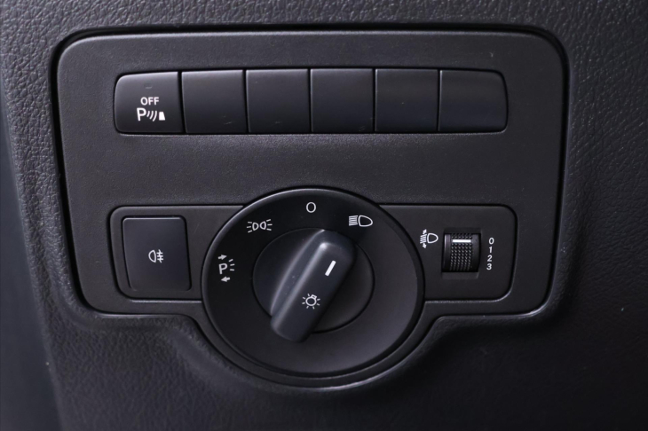 Mercedes-Benz Vito 1,6 111CDI Extralang 6Míst Dílna